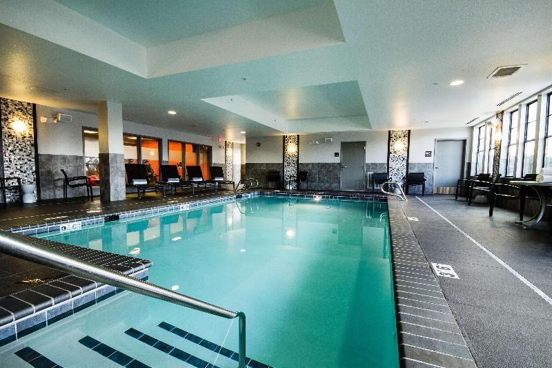 Hampton Inn & Suites Дюпон Экстерьер фото